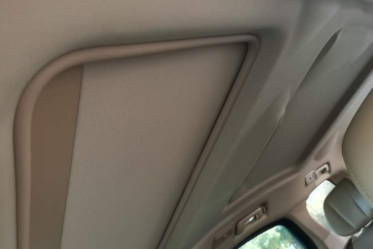 Used Buick GL8 2017 ES 28T Premium Version China V Standard
