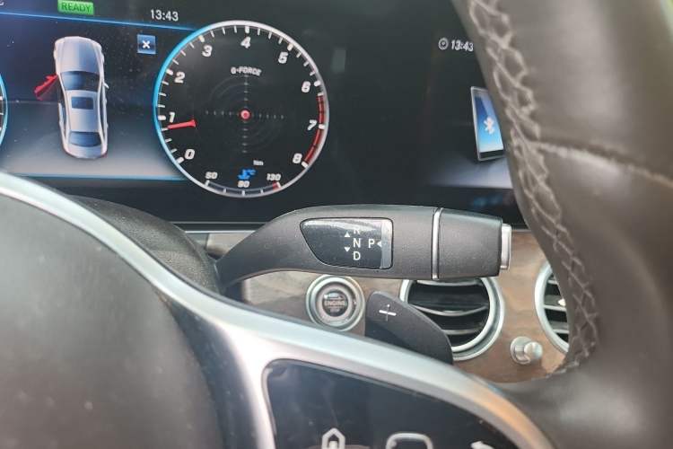 Used Mercedes-Benz E-Class 2019 E 260 L Gear Lever