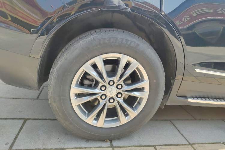 Used Cadillac XT5 2022 2.0T Two-Wheel Drive Luxury Version
