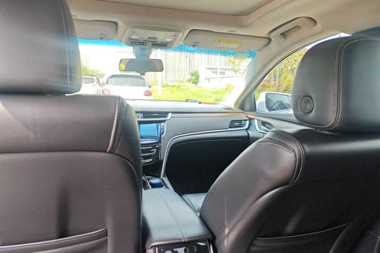 Used Cadillac XTS 2018 28T Elite Edition Headliner