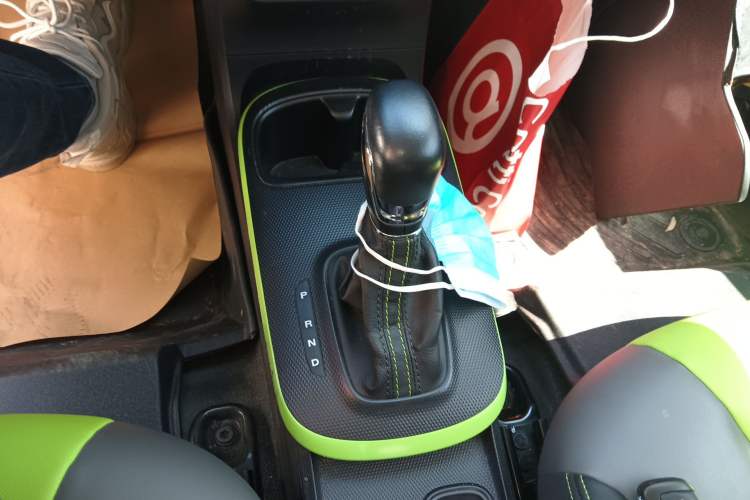 Used Roewe Clever 2020 Urban Style Edition Gear Lever