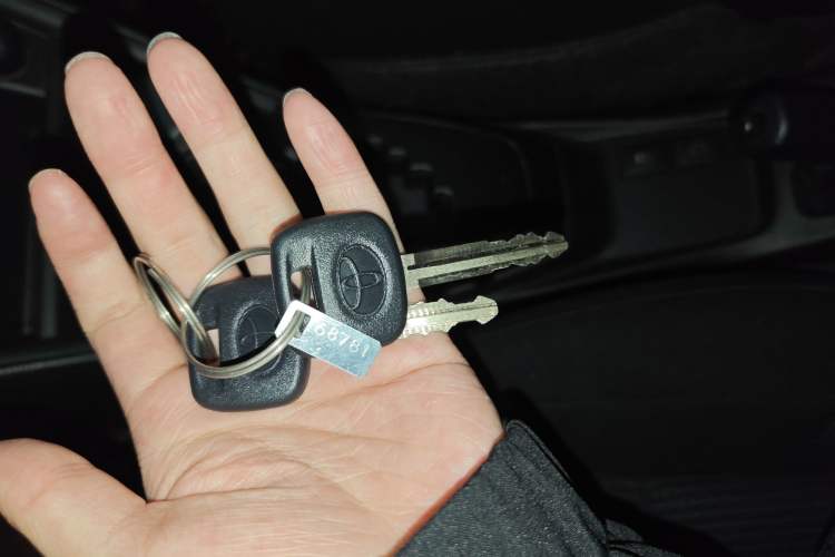 Used Toyota YARiS L Zhi Xuan 2016 Revised 1.5E CVT Charming Edition Vehicle Key