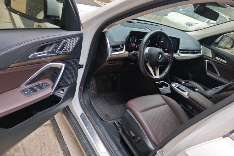 Used BMW X1 2023 xDrive25Li X Design Package Driver Seat