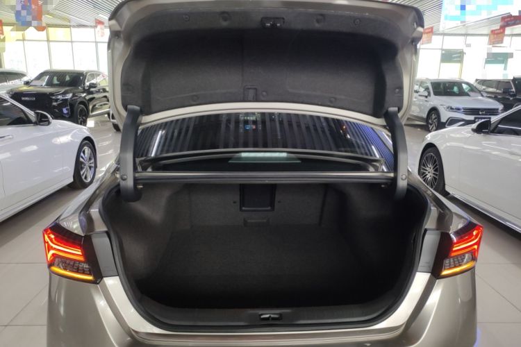 Used Nissan Teana 2022 2.0L XL-Upr Enjoyment Edition