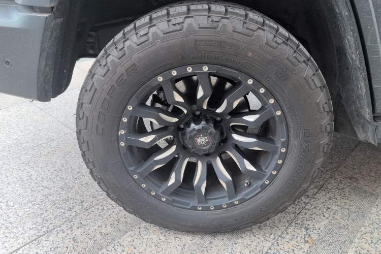 Used Tank 300 2023 City Edition 2.0T—Stylish as Ever