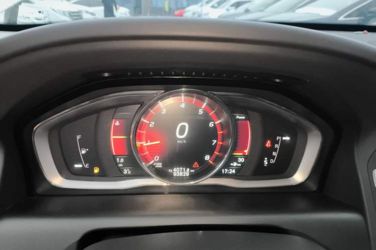 Used Volvo XC60 2017 T5 AWD Smart Upgrade Edition