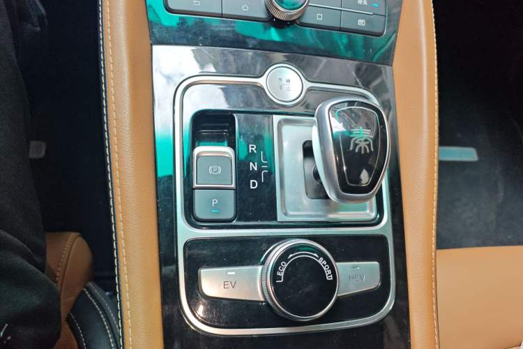 Used BYD Qin New Energy 2017 1.5T Luxury Model