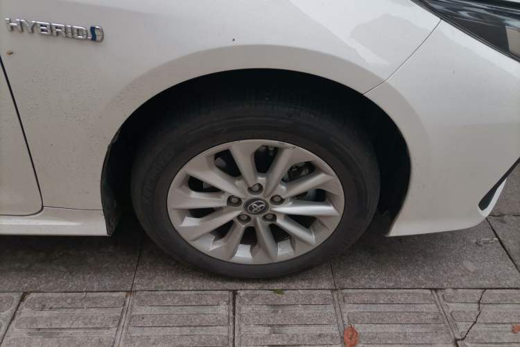 Used Toyota Corolla 2021 Dual-Motor 1.8L E-CVT Elite Edition Right Front Wheel Hub