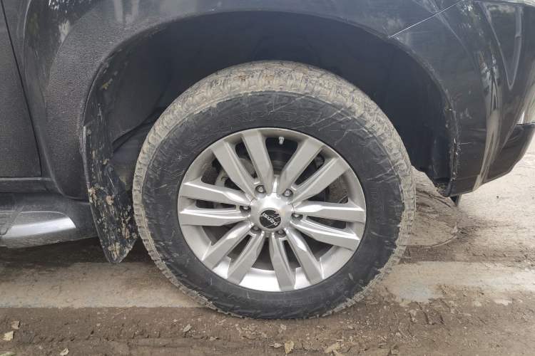 Used Isuzu mu-X 2020 1.9T Diesel Automatic 4x4 Enjoyment Edition 5 Seats China VI Standard
