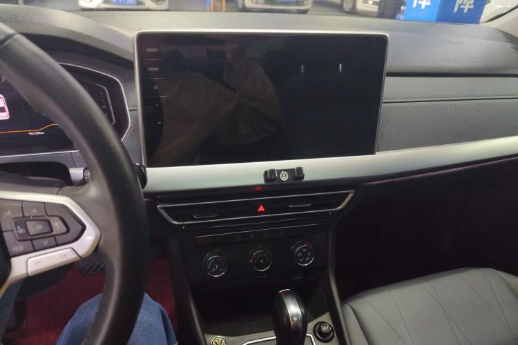 Used Volkswagen Lavida 2023 1.5L Automatic 5 Million Edition Audio And AC Panel