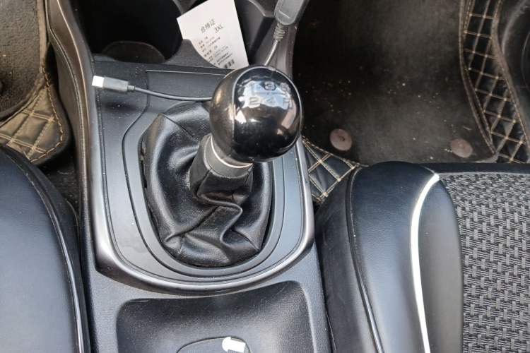 Used Honda Greiz 2016 1.5L Manual Classic Edition Gear Lever