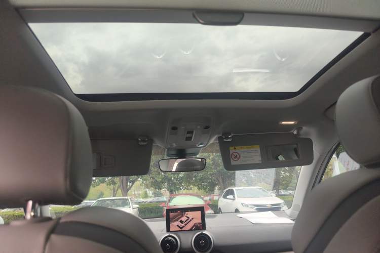 Used Audi Q2L 2022 35 TFSI Fashionable and Elegant Model Headliner