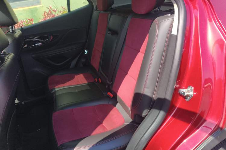 Used Buick Encore 2018 18T Automatic Two-Wheel Drive Urban Elite Model
