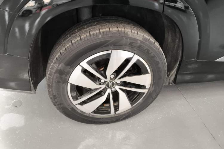 Used Audi Q6 2023 40 TFSI quattro Guanyun Edition Light Riding Package