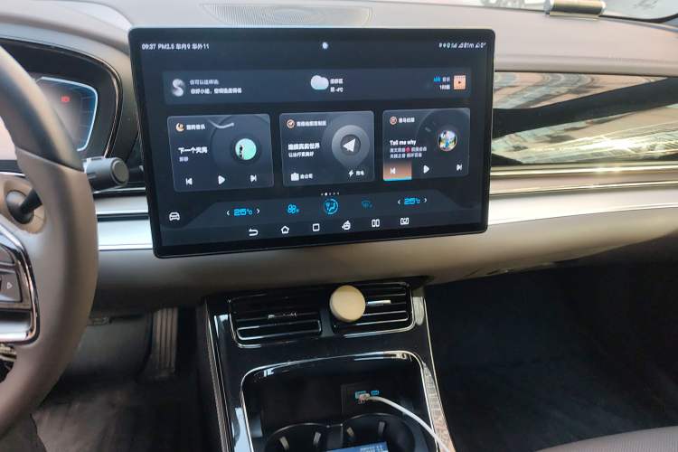 Used BYD Han 2023 EV Champion Edition 605KM Front-Drive Premium Model
