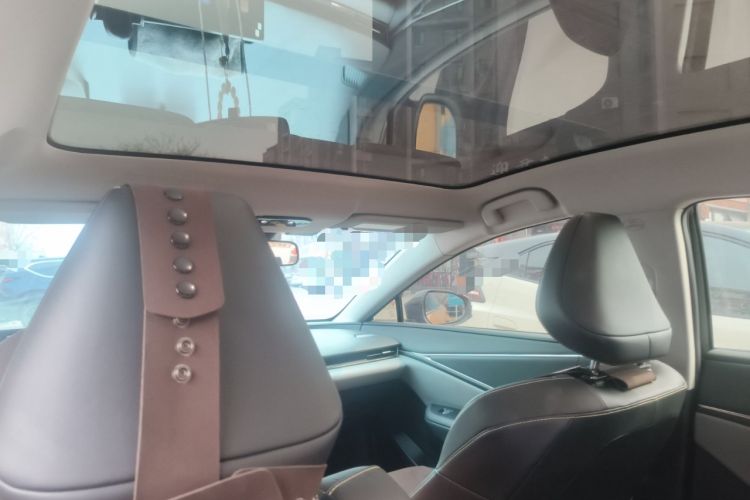 Used Toyota bZ5 2025 Model 550 PRO Headliner