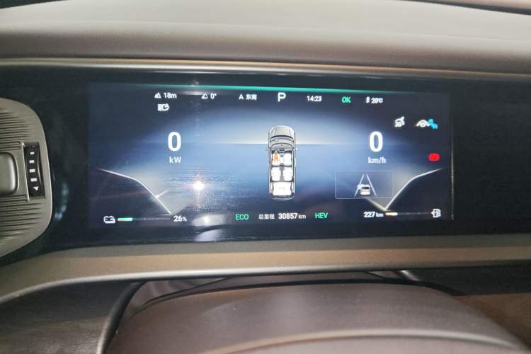 Used Denza D9 2024 DM-i 1050 Luxury Model