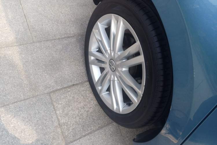 Used Volkswagen Golf Sportsvan 2018 280TSI Automatic Luxury Model Exterior 2