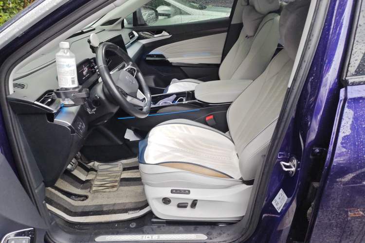 Used Volkswagen ID.6 X 2022 Smart Enjoyment Long-Range Edition