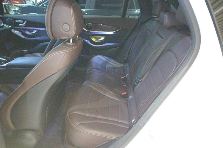 Used Mercedes-Benz GLC 2016 GLC 260 4MATIC Luxury Model
