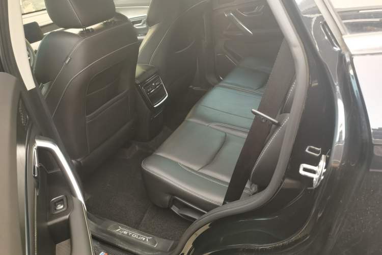 Used JETOUR X70 PLUS 2021 1.5T DCT Mountain 5-Seater