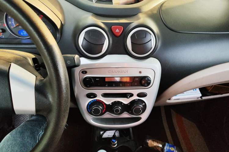 Used CHANGAN Benni mini 2012 1.0L Manual Family Edition China IV Standard
