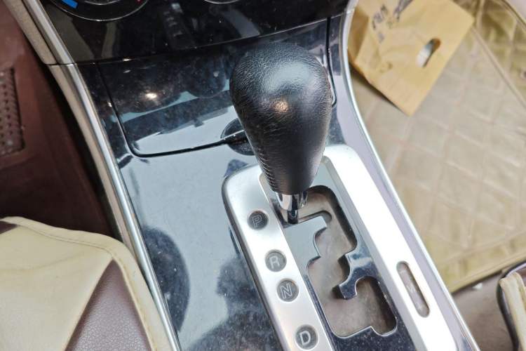 Used Mazda 6 2011 2.0L Automatic Fashion Edition Gear Lever