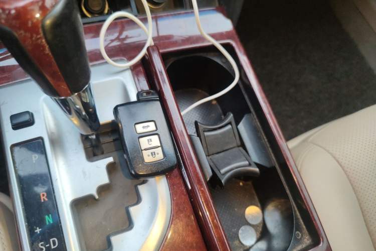 Used Toyota Camry 2012 2.5G Luxury Navigation Edition