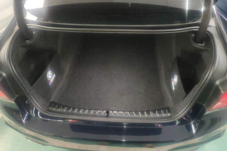 Used BMW 5 Series 2020 525Li Luxury Package Trunk