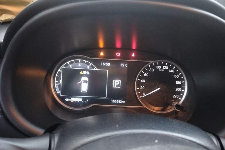 Used Nissan Kicks 2019 1.5L CVT Smart Connect Luxury Edition
