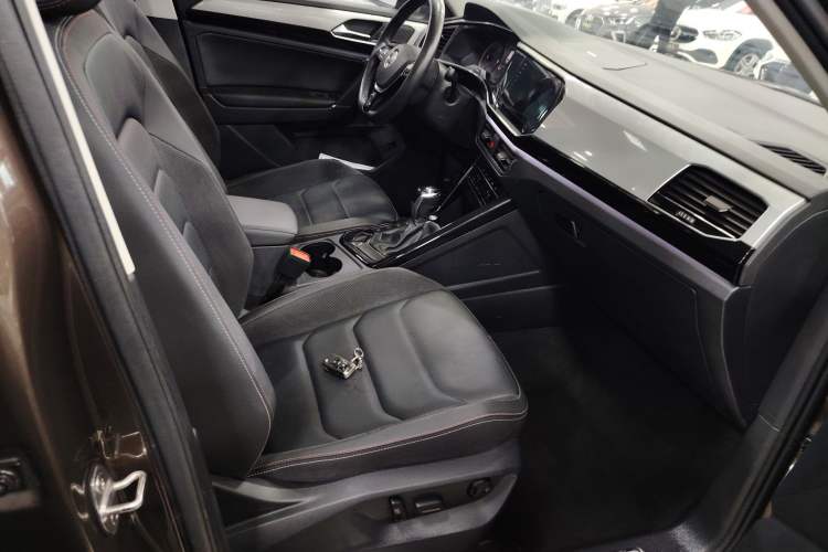 Used Volkswagen Tayron 2020 280TSI Two-Wheel Drive Luxury Connect Edition
