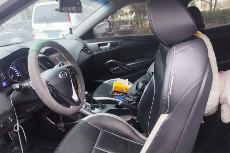 Used Hyundai Veloster 2012 1.6T Automatic Luxury Edition
