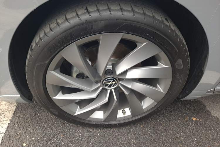 Used Volkswagen FAW-Volkswagen CC 2024 380TSI Striking Edition Exterior 3