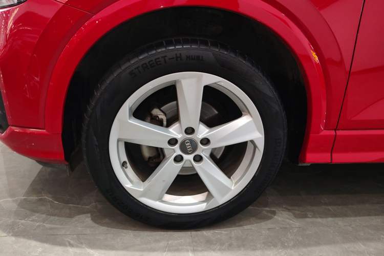 Used Audi Q2L 2018 35 TFSI Fashion Elegant Version China V