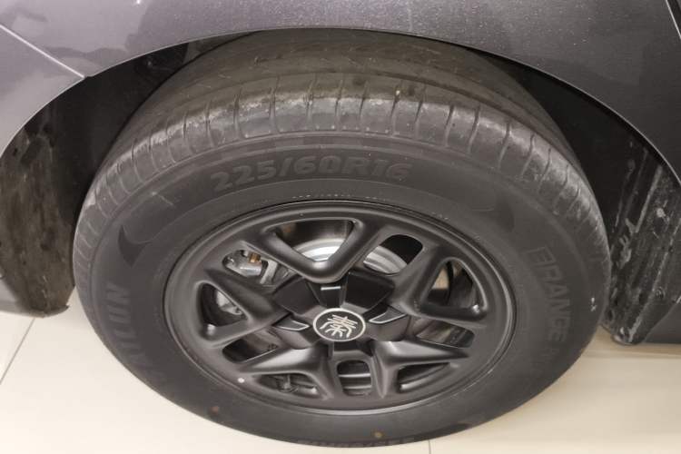 Used BYD Qin PLUS 2025 DM-i Smart Drive 55KM Leading Model
