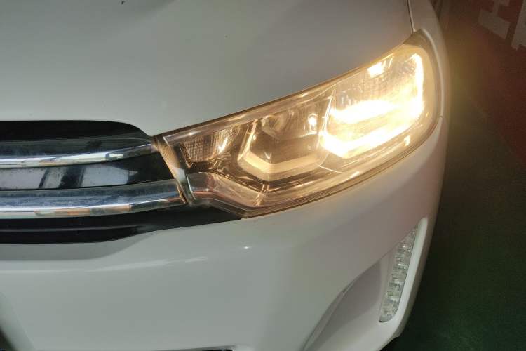 Used Citroen C3-XR 2015 1.6L Manual Pioneer Model
