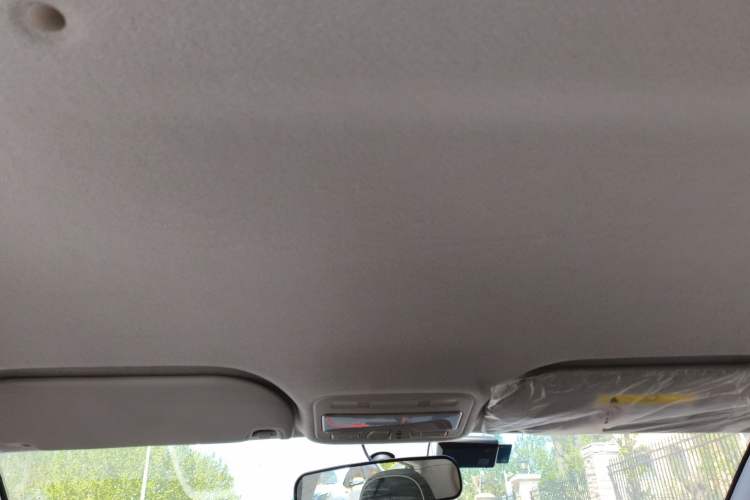 Used SOL E10X 2021 302 km Range Fashion Edition 31.4 kWh
