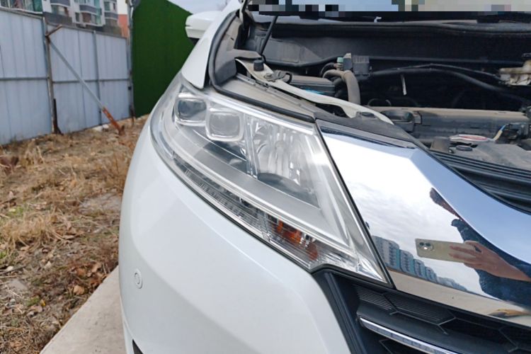 Used Honda Odyssey 2017 2.4L Smart Edition Right Front Headlight