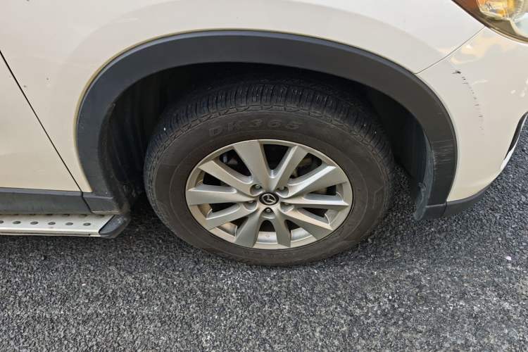 Used Mazda CX-5 2013 2.0L Automatic Two-Wheel Drive Comfort Version Right Front Wheel Hub