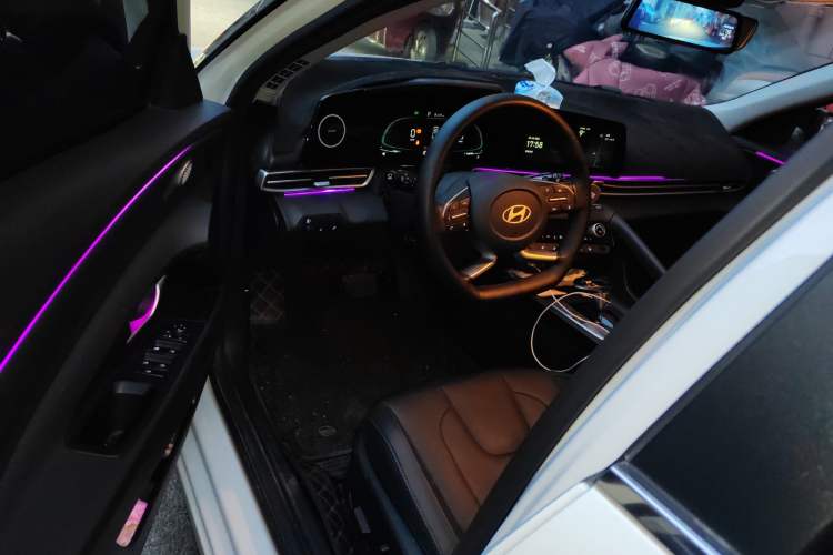 Used Hyundai Elantra 2023 1.5L CVT LUX Prestige Edition