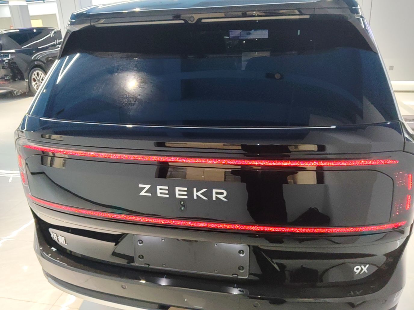 Zeekr 9X 2025 Hyper Edition 70kWh — снимка 5