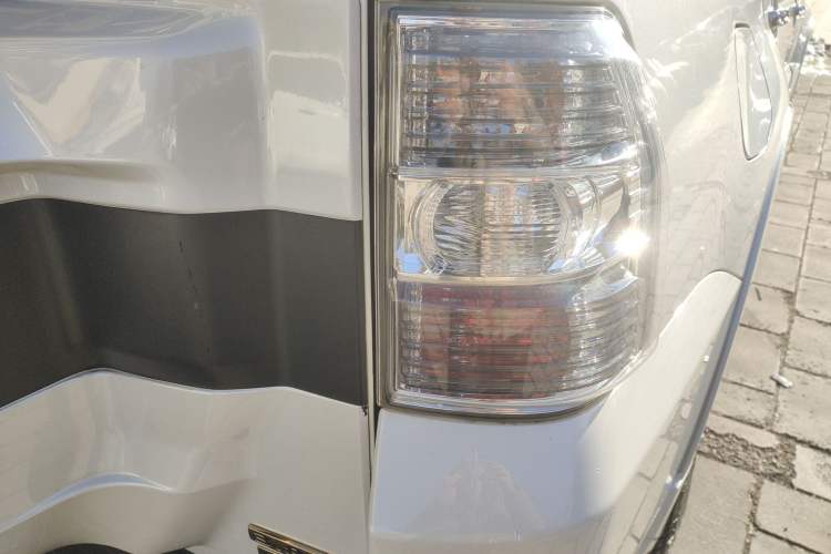 Used Mitsubishi Pajero 2018 V97 3.8L 5-Door GLS Sunroof Dual Differential – Middle East