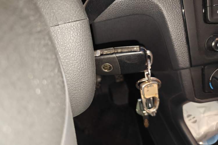 Used Volkswagen Santana 2016 1.4L Manual Fashion Edition Vehicle Key