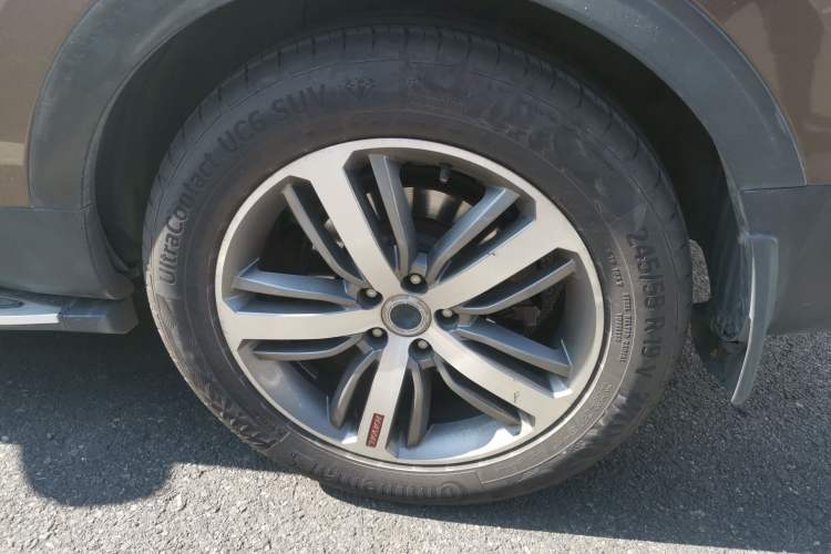 Used Haval H6 2017 Red Label 2.0T Automatic Two-Wheel Drive ZhiShang Model