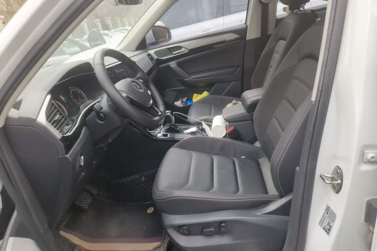 Used Volkswagen Tayron 2022 280TSI Two-Wheel Drive Luxury Smart Connectivity Version Left Front Seat