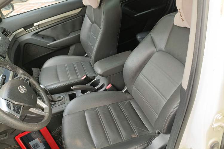 Used BAIC Senova X65 2015 2.0T Automatic Elite Model
