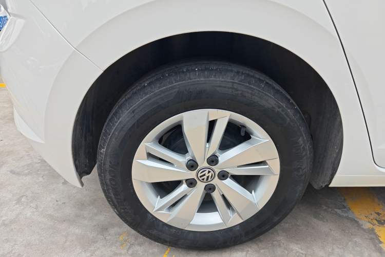 Used Volkswagen Polo 2019 Plus 1.5L Automatic Panoramic Enjoyment Edition Exterior 5