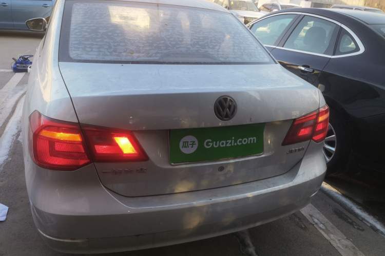 Used Volkswagen Jetta 2015 Zhuihui Edition 1.4L Manual Fashion Model
