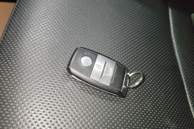 Used Kia K5 2014 2.0L Automatic LUXURY