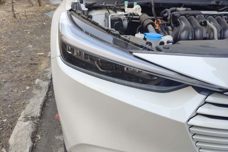 Used Honda Vezel 2023 1.5L CVT Elite Edition
